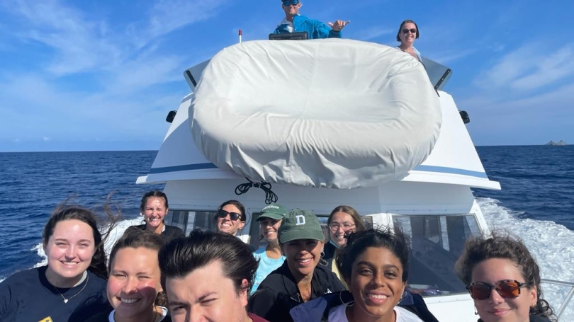 winter 2021 Hawaii FSP: Linguistics and Anthropology students on whale watching tour