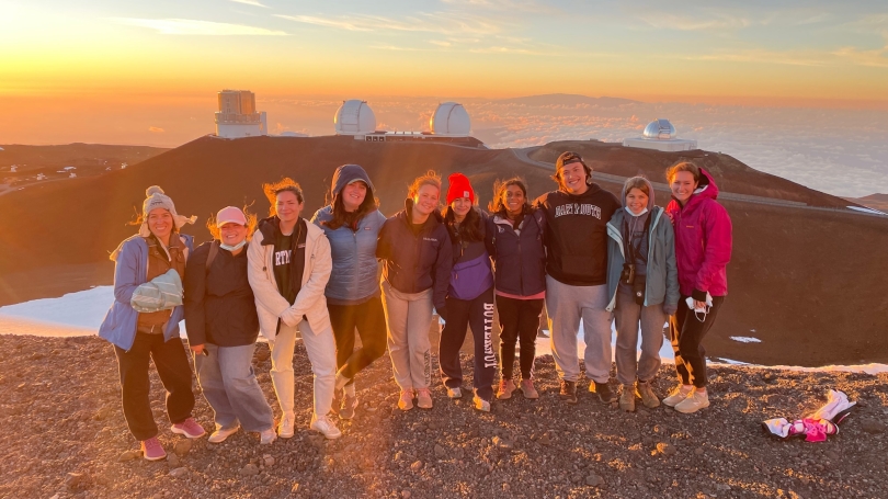 winter 2021 Hawaii FSP students on Mauna Kea at sunset